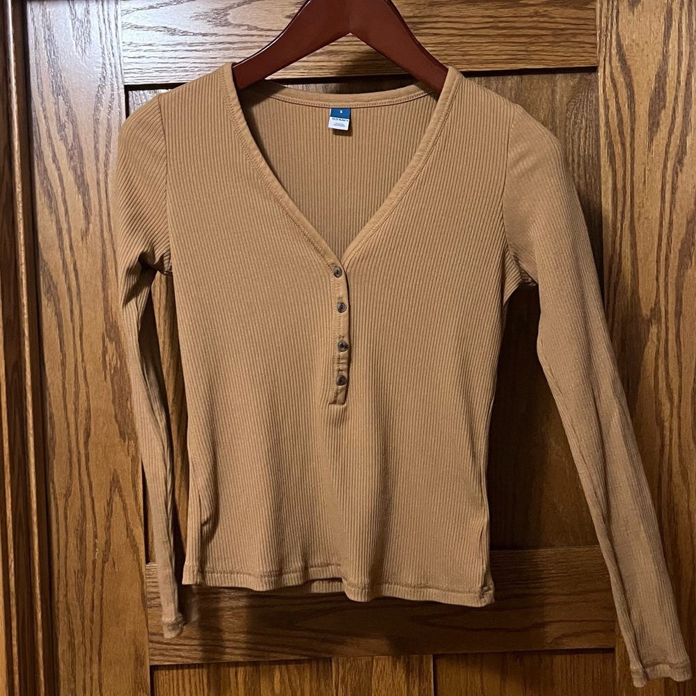 Old Navy Camel Long Sleeve Ribbed Tee